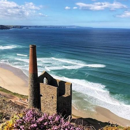 Newly Renovated Characterful Cottage, Wheal Rose Scorrier Eksteriør bilde